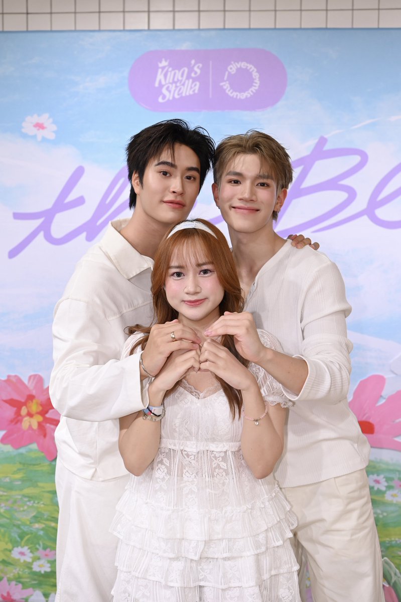 mypinkittyy's tweet photo. 2:1 กับเจมโฟ้ดจุ่มแจ้มกันให้โหน่ยย 🥹🤏🏻🫶🏻🎀

GEMINIFOURTH FEEL THE BLOOM
#KingStellaxGeminiFourthLIVE https://t.co/xhTqziU3lF