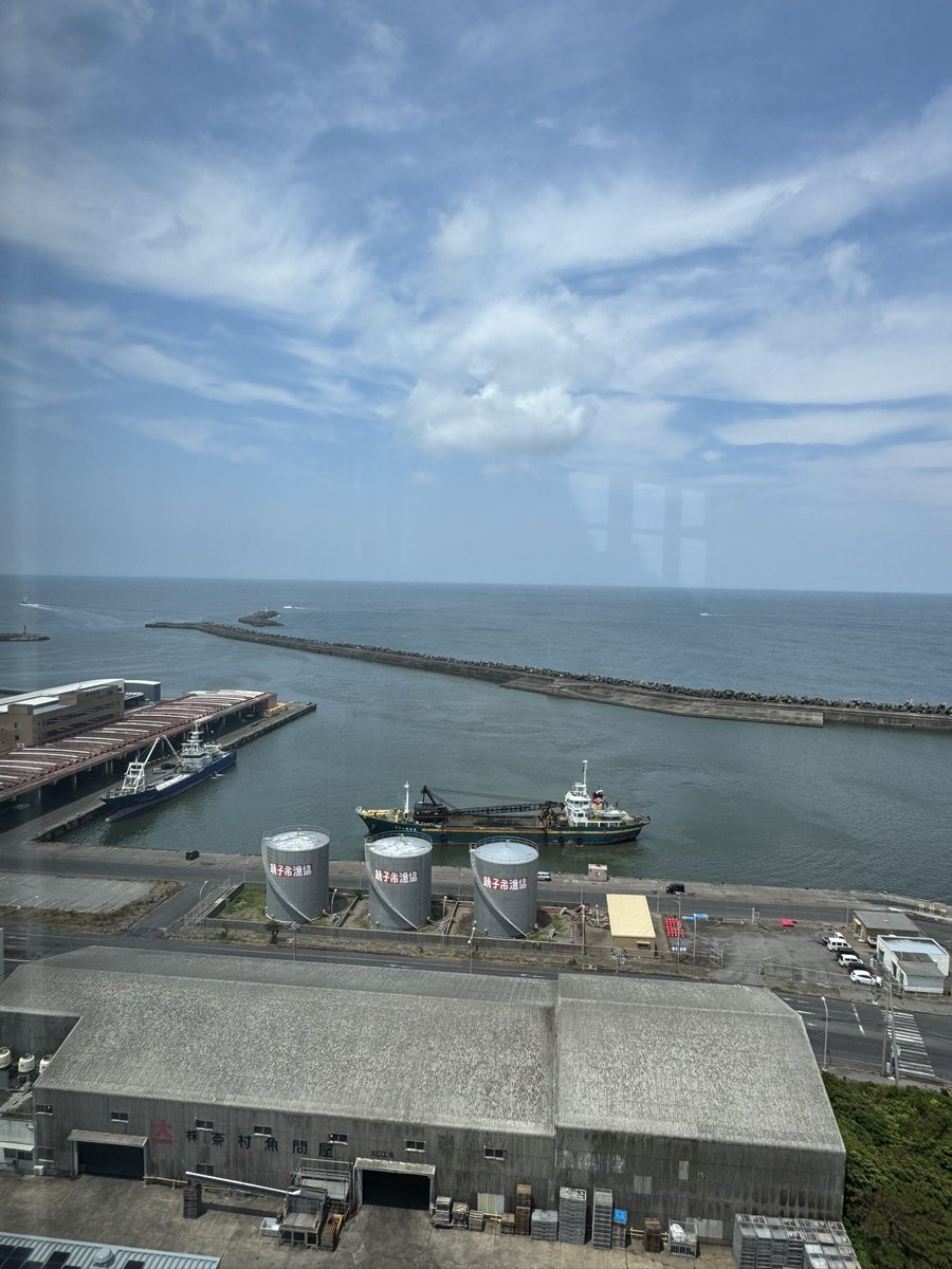 ruyc1973's tweet photo. 【6/28 活動報告】

立正大学ヨット部です⛵️
午前中は雨がぱらぱら降っていましたが、午後にはいい感じの風が吹いてマーク練習をすることができました！暑さに負けず頑張りましょう💪✊🏻❤️‍🔥

 #ヨット部 https://t.co/F0VbLYiNzD