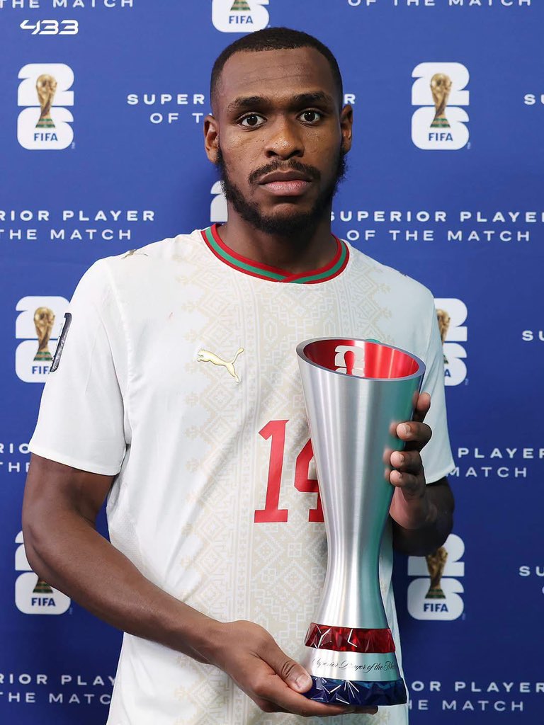 KimKimuntu's tweet photo. À peine 3 mois après avoir été appelé pour la première fois en équipe nationale du Maroc, le joueur de 29 ans est devenu le héros des seizièmes de finale de la Coupe du Monde 💪

Né en France, d'une mère marocaine et d'un père sénégalais, Diop a choisi le Maroc cette année… 

et il a désormais écrit son nom dans l'histoire de la Coupe du Monde du pays 🇲🇦

D'une convocation de dernière minute à héros des phases à élimination directe 

Le #football peut être magnifique.

Story Africa