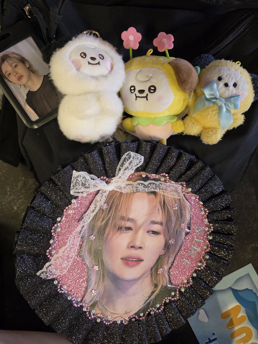Sweetnesspjm's tweet photo. @knitJM 💛💛💛💛💛💛 https://t.co/7quWzzJV8F