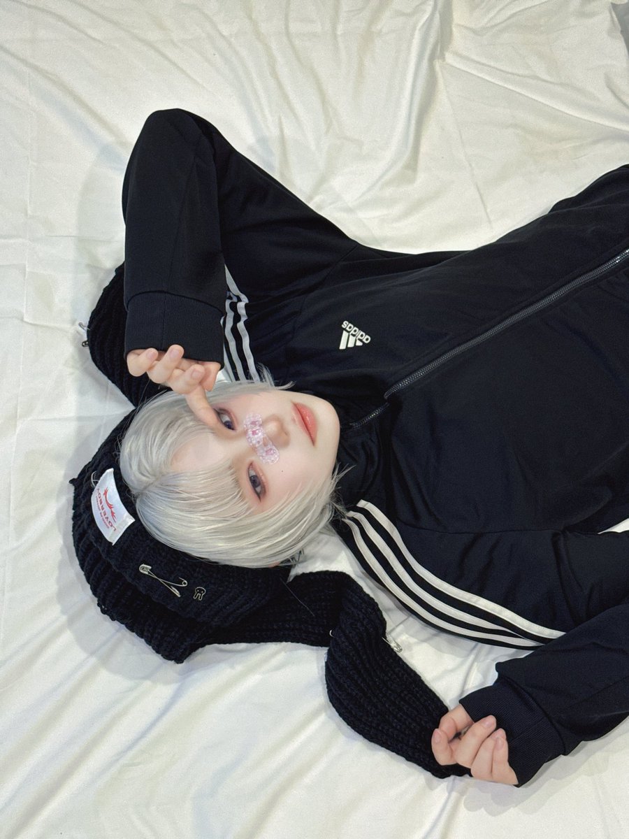 _Dino_08's tweet photo. #데못죽 #TeSTAR

김래빈🐰 https://t.co/fjqqbKQalA
