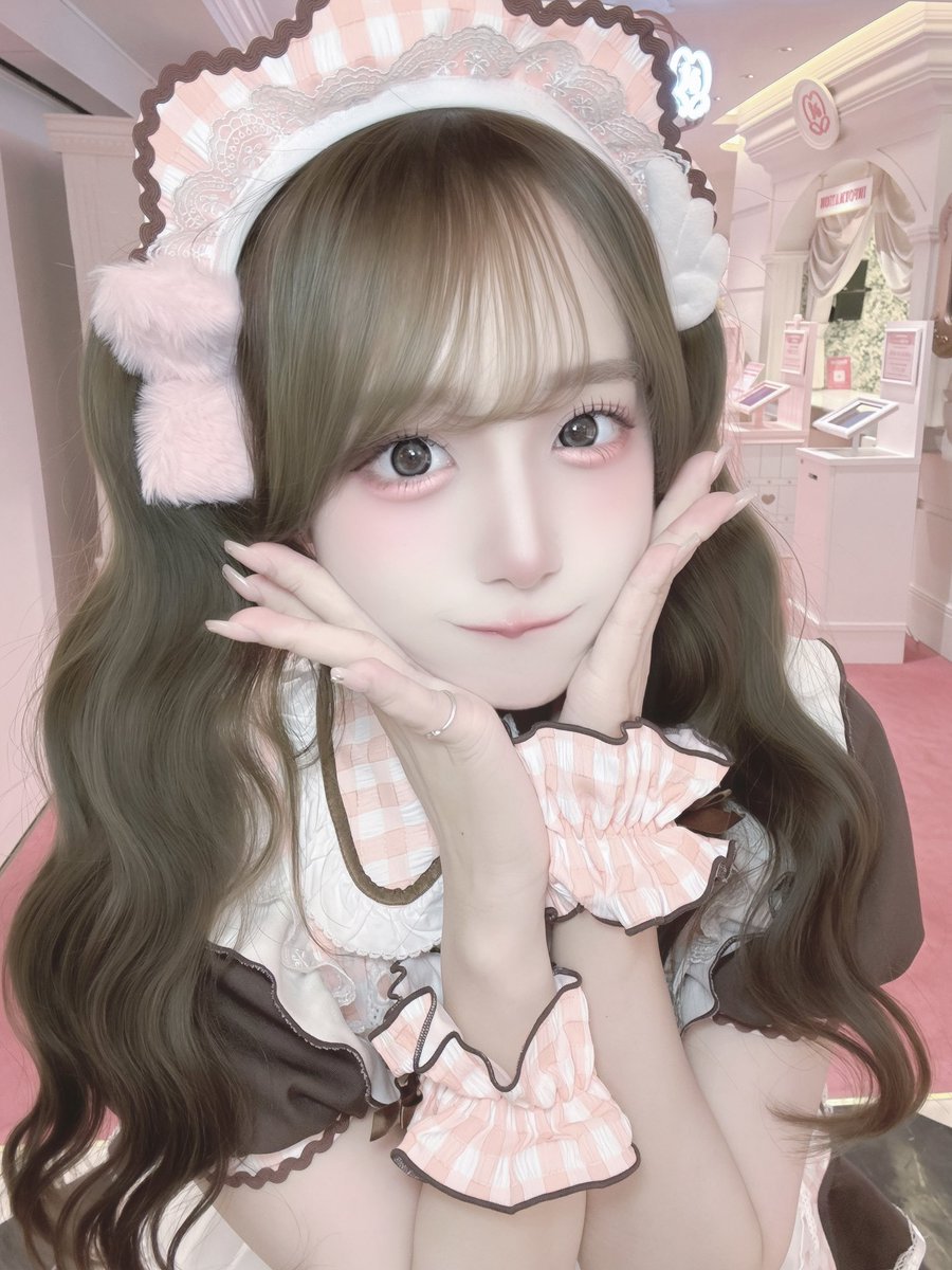 ももちゅん🍑🎀 (@maid_momochun) / Posts / X