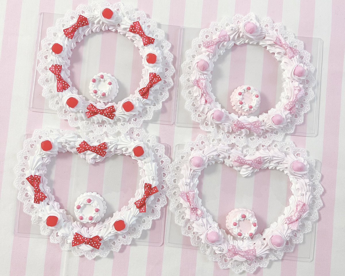My_SweetsRecipe's tweet photo. ʙɪʀᴛʜᴅᴀʏ ᴄᴀᴋᴇ🍰🍴

ミニケーキ付きのB7サイズのトレカケースです🍽誕生日ケーキをイメージした作品です🍓

7/1からの #手元の推し活まつり にて販売いたします🍒 https://t.co/fTUFMWg7IJ