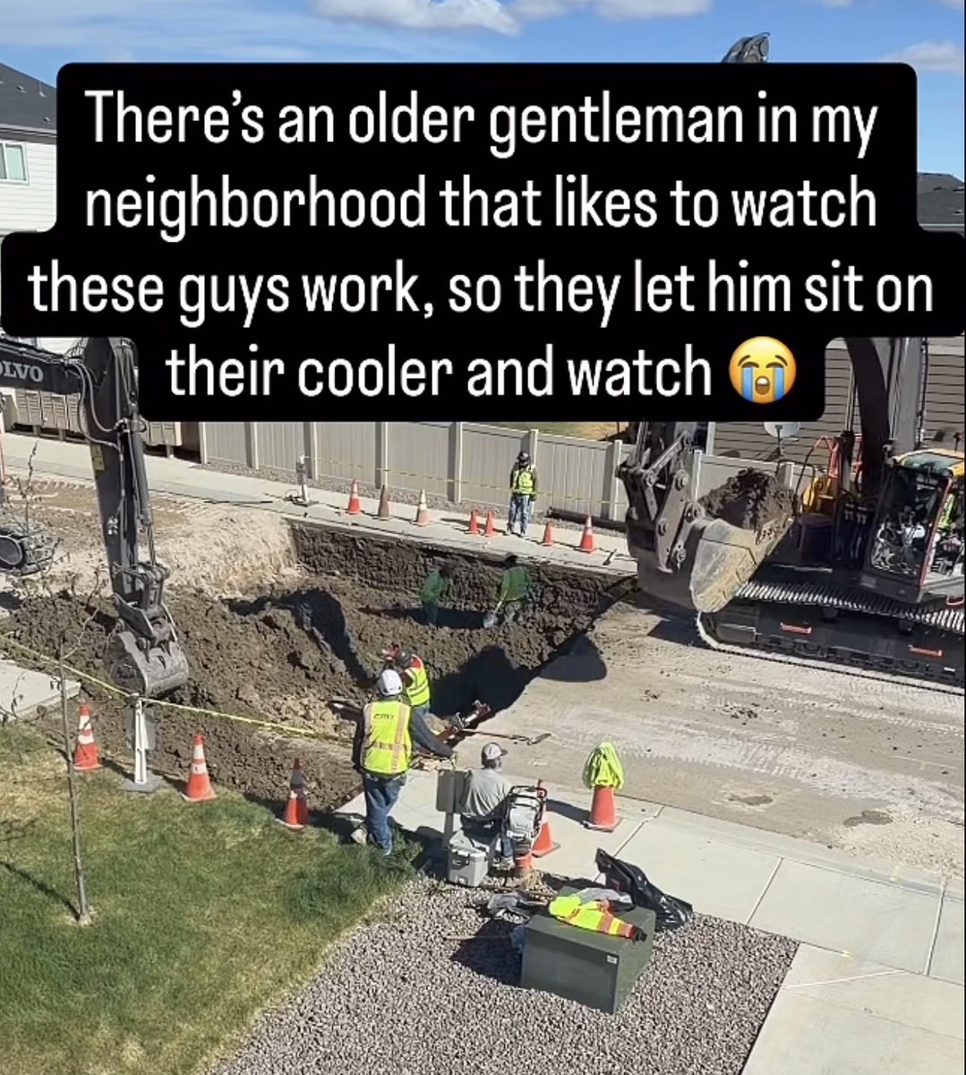 DudespostingWs's tweet photo. This is an interesting way to enjoy retirement https://t.co/qRJuhKqD67