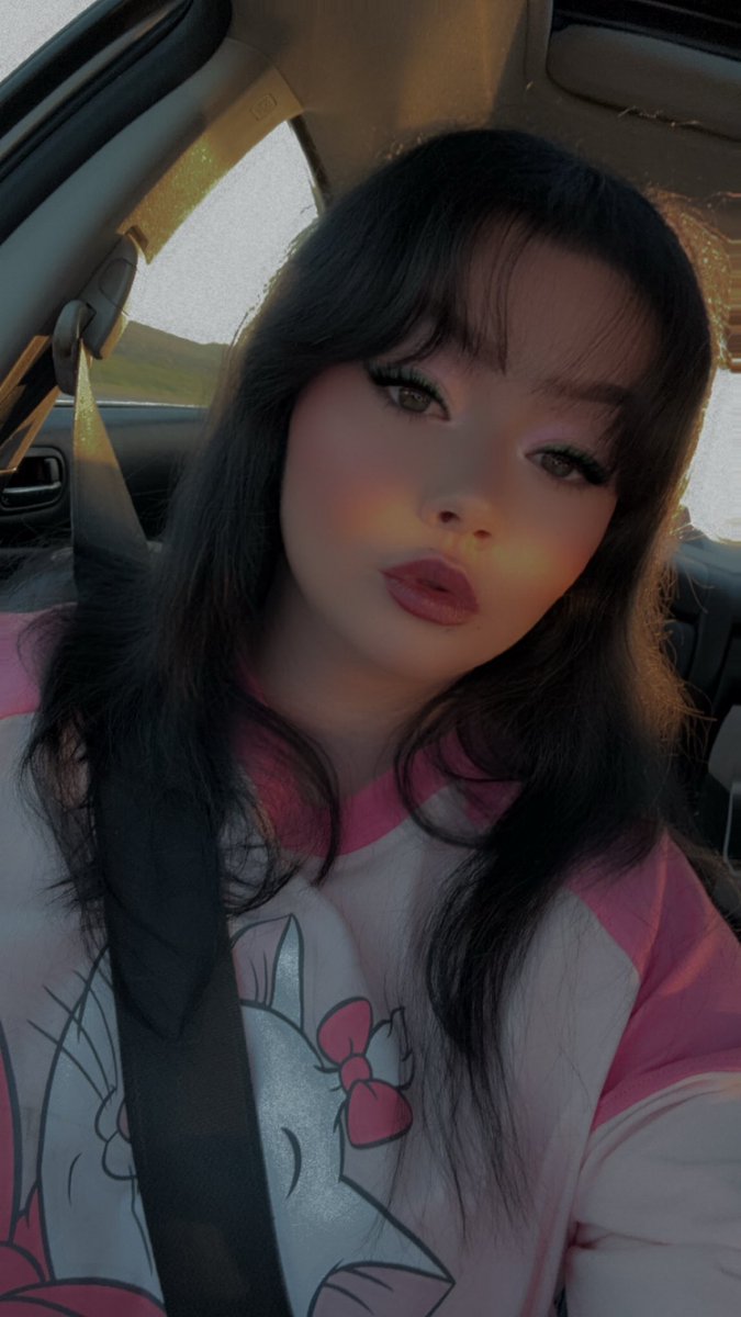LadyLunarisxoxo's tweet photo. Wake up and $end 💰📲
I should be waking up from my beauty sleep 😴 with at least $1,000 in my cashapp every morning ☀️
Don’t hesitate.
Run me my fucking money piggy 🐷
What else are you working your job for? 😉💰📲🙇🏻♂️
#Findom #goddess #paypigs #prettyandpaid #paidtoexist https://t.co/3t5WGpsWUi