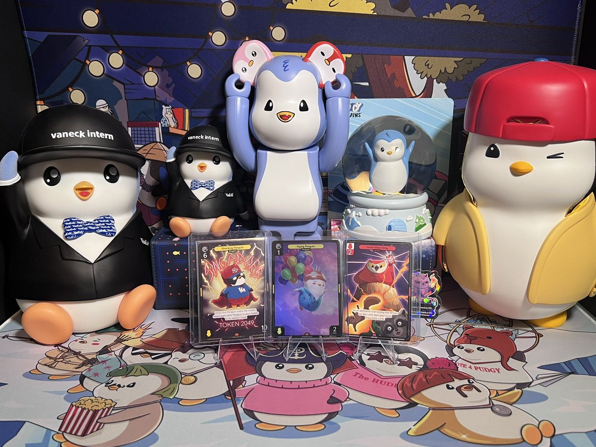 PudgyPulls's tweet photo. June was a Full Promo Month🔥

Collecting IRL at @SCGCON DC, Online Deals @eBay, OTC on Vibes @discord and Scooping Steals @dyli_io 👍

The collection keeps on growing!🐧 https://t.co/pId5b0Vtbg