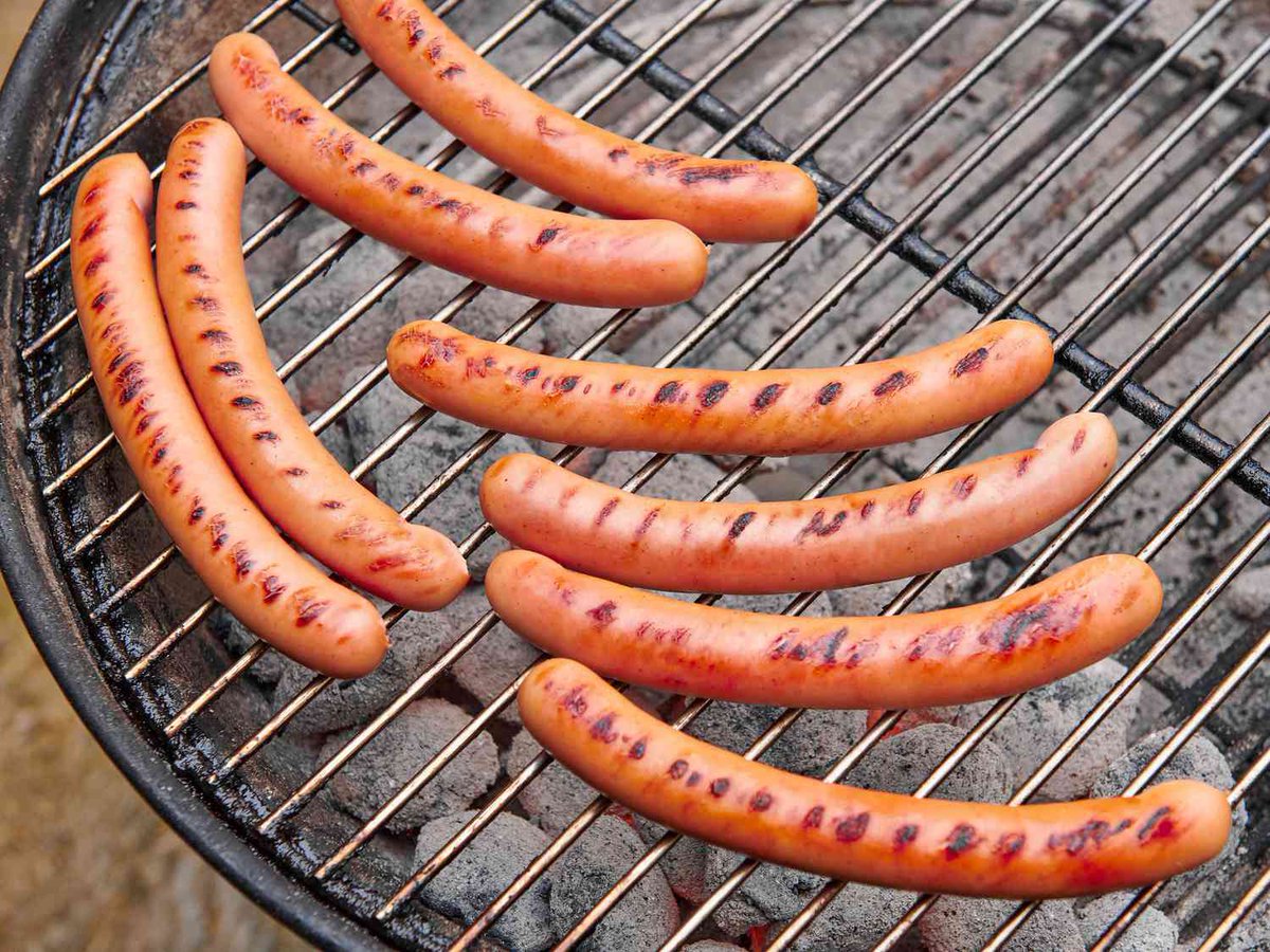 exogeneses's tweet photo. Amber Glenn Fact of the Day: she has pulled out of the 2026 summer sizzler after a hotdog-related miscommunication.

"I thought they wanted me to sizzle some franks on the grill. I can cook up some mean bratwurst." https://t.co/xIrhbCkxSi