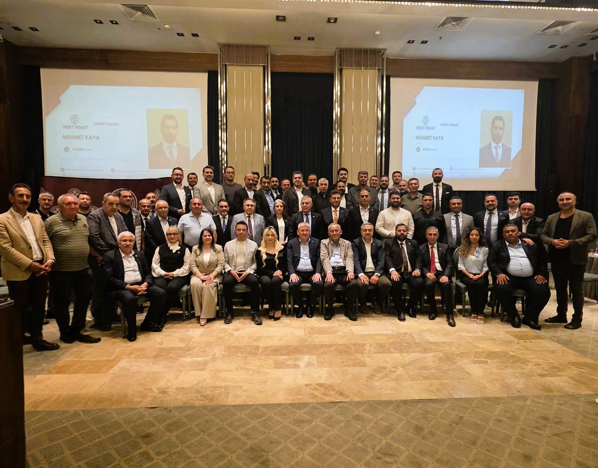 Kirsiad40's tweet photo. KIRSİAD'dan Dev İş Birliği Buluşması!
KIRSİAD Başkanı Levent Akçakoca ve KIRFED Başkanı Hilmi Gökçınar öncülüğünde TZOB Otel'de düzenlenen toplantıda; Kırşehirli iş insanları bir araya geldi. 🤝Programda Ahilik kültürü ekseninde ihracat, küresel pazar ve dijitalleşme vurgulandı. https://t.co/7Z8VzJsCVG