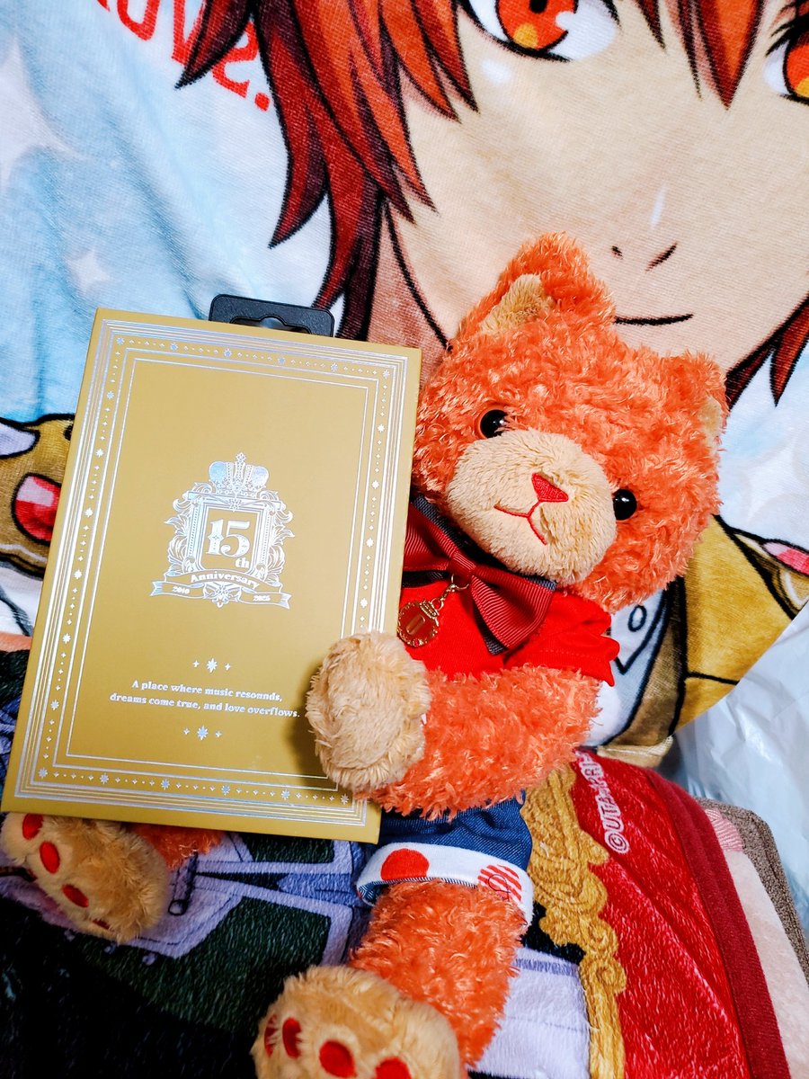 ntm_73's tweet photo. イヤホンぶじに届きました～🙌
高いから買うか迷ったけど買ってよかった～！！
なんならカルナイも買えばよかったー！！！
箱が立派すぎて勿体なくて使えないよ～😭このまま飾っても良いくらい……。もう1個買うべきだったわ……。
そして初期設定音くんボイスなの助かりすぎる https://t.co/sxgomcNJqY