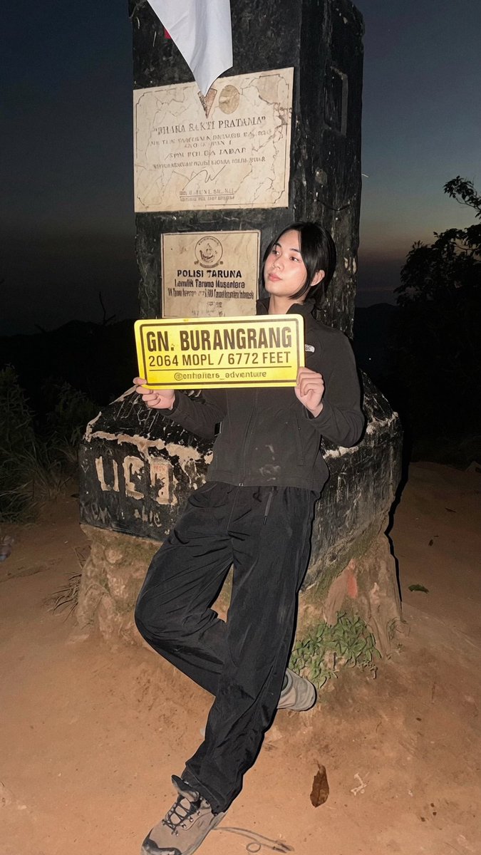 kindofreality's tweet photo. debut 🙏🏻 https://t.co/0dTZeULoIS