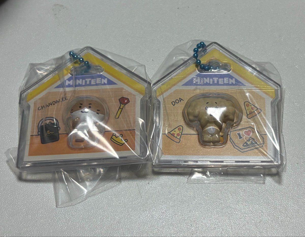 U_4Dps's tweet photo. SEVENTEEN セブチ MINITEEN ミニティーン パッケージチャーム 交換

【譲】 ディノ ドギョム

【求】ウォヌ

郵送交換希望
お気軽にお声掛けください https://t.co/mofRbwdOOA