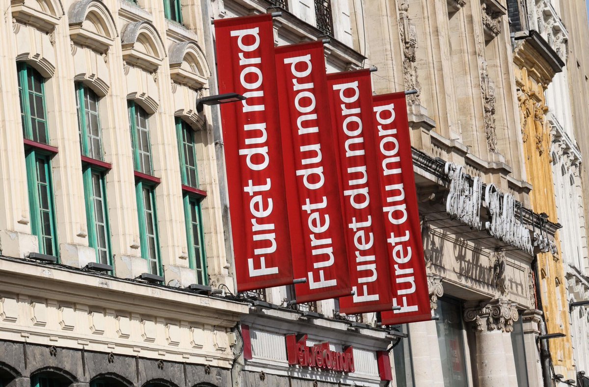le_Parisien's tweet photo. Furet du Nord, Decitre… Onze librairies du groupe Nosoli bientôt fermées, jusqu’à 163 postes supprimés
➡️ https://t.co/LVjcA68Z26 https://t.co/sYrszxVixD