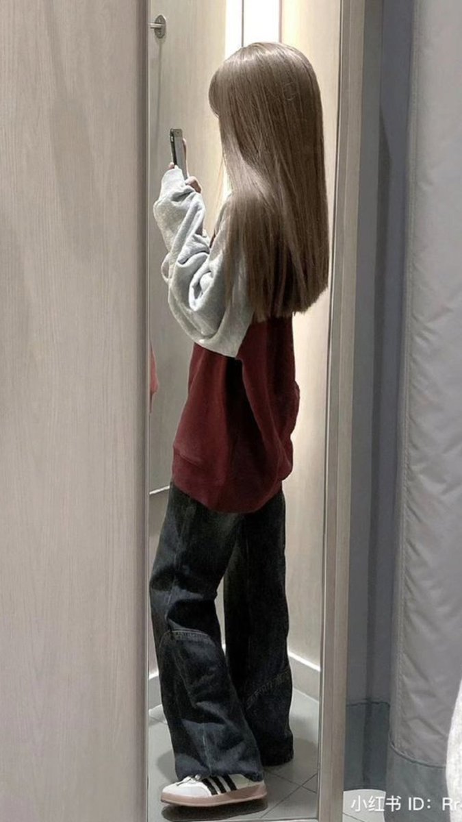 morta_online's tweet photo. ☆Baggy clothes thinspo thread for edrtwt edtwt☆

Because WHAT DO YOU MEAN you look as thin with XXL clothes covering you?૮ ․ ․ ྀིა

ana mia wl toxic ricecaketwt https://t.co/Uc7c0WKSFo