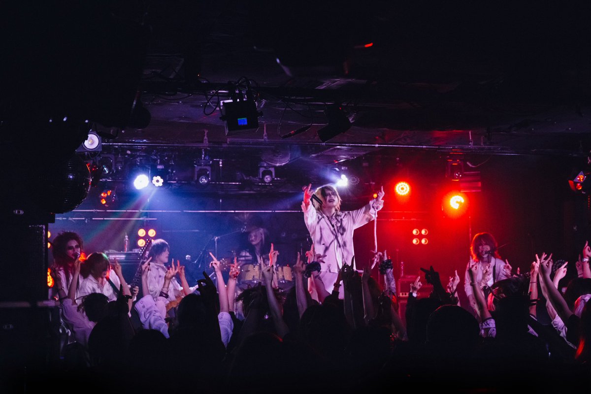 misui_official's tweet photo. 6/30（池袋 BlackHole）

DazzlingBAD × ミスイ
2MAN TOUR「シザーロープ」

ご来場有難うございました！
そして-iT-さん、お帰りなさい☻

次回開催への期待が高まるFINAL公演、お楽しみ頂けましたか？

———

☑︎ 次回の公演

7/3(金)　浦和 Narciss

バニソツアー開幕🔥
今年も宜しくお願いします！ https://t.co/NKA4UNp8xI
