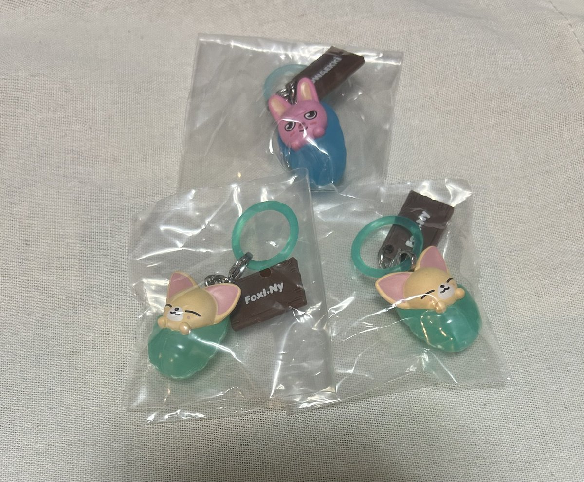 1225ichigo's tweet photo. straykids SKZOO ガシャポン ソロキャンプ めじるし 交換

【譲】トウェッキ🐖🐇、フォクシニー🦊

【求】同種リービット🐰

複数求めておりますが、1つからでもお気軽にお声がけください❁⃘*.ﾟ
郵送or福岡市内手渡し
未成年の方🙇‍♀️ https://t.co/rGQS3EJjI2