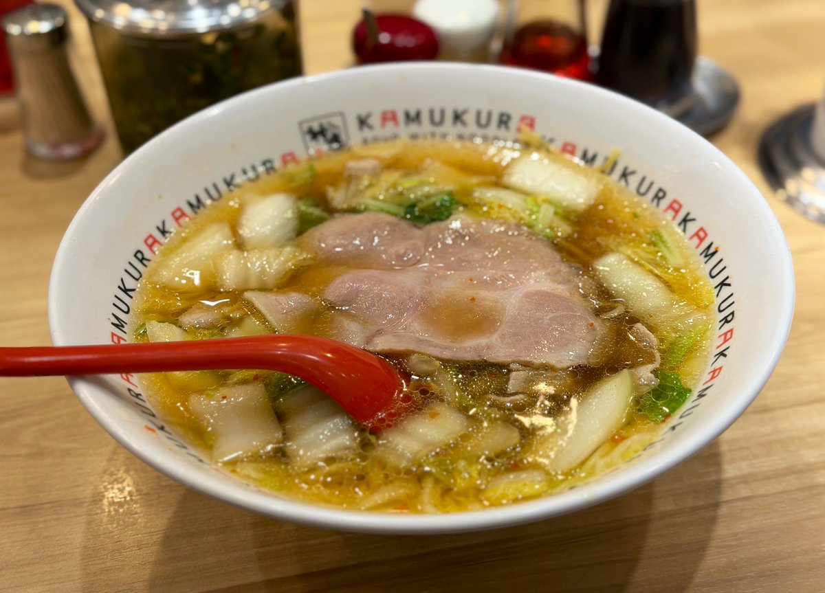 ryoup13's tweet photo. おいしいラーメン https://t.co/2gWHmbpgqN
