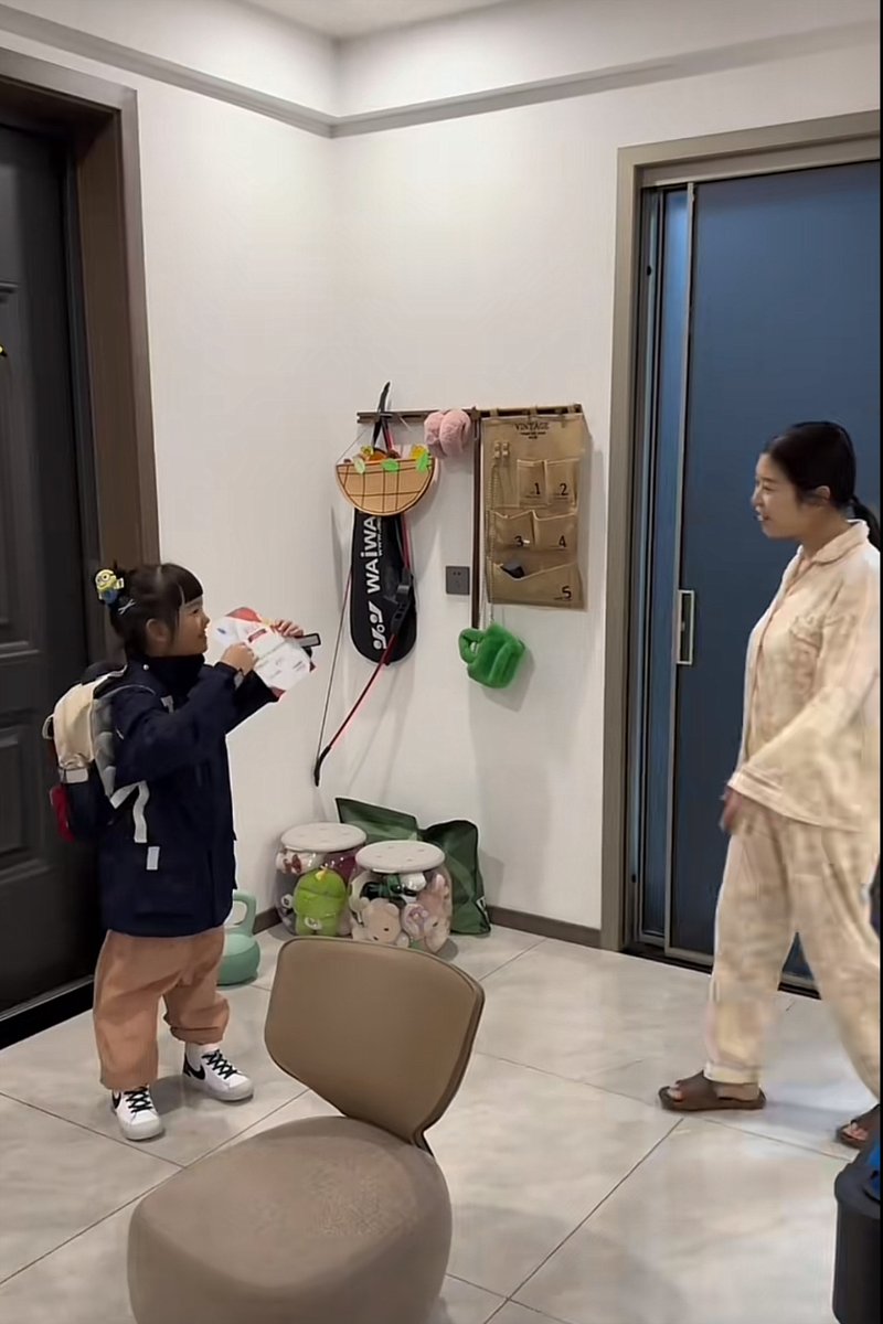 硅硲居土 tweet media