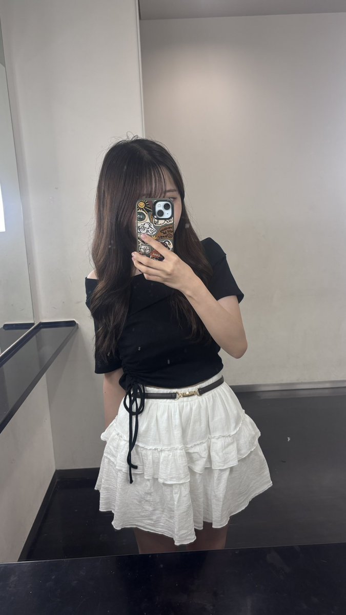 a1sitel_'s tweet photo. 最近ミニスカがブームなのに毎日練習あって履けないからオフの日は反動でよりガーリーになっちゃう。 https://t.co/wcWJOmYEfT