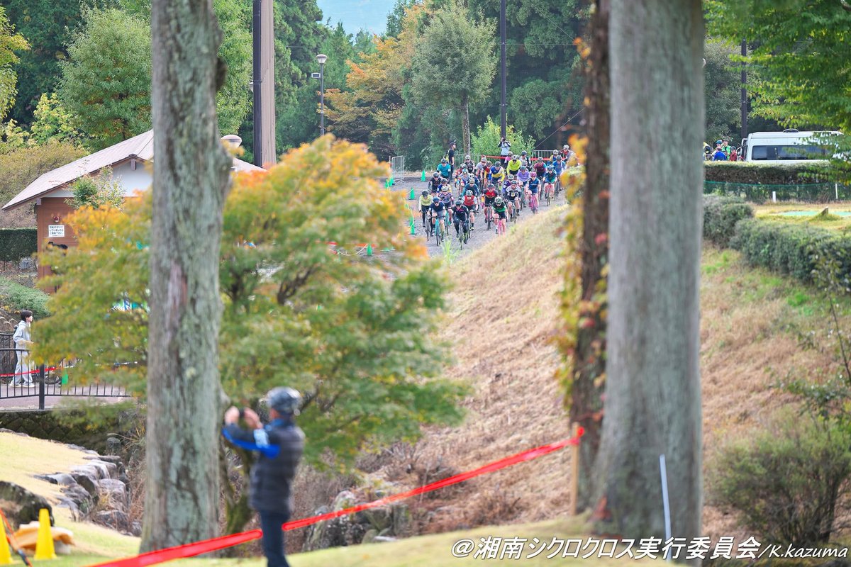 ShonanCross1's tweet photo. 湘南シクロクロス　
2026-27シーズン日程公開です

2026/10/12(月祝) 湘南シクロクロス 開成大会
2026/11/29(日) JCX御殿場シクロクロスsupported by湘南CX
2027/1/11(月祝) 湘南シクロクロス 中井
全3戦
御殿場はJCX第5戦、11月後半！
参加予定でお願いします 
#湘南シクロクロス
#御殿場シクロクロス https://t.co/VgoFOIMtK7