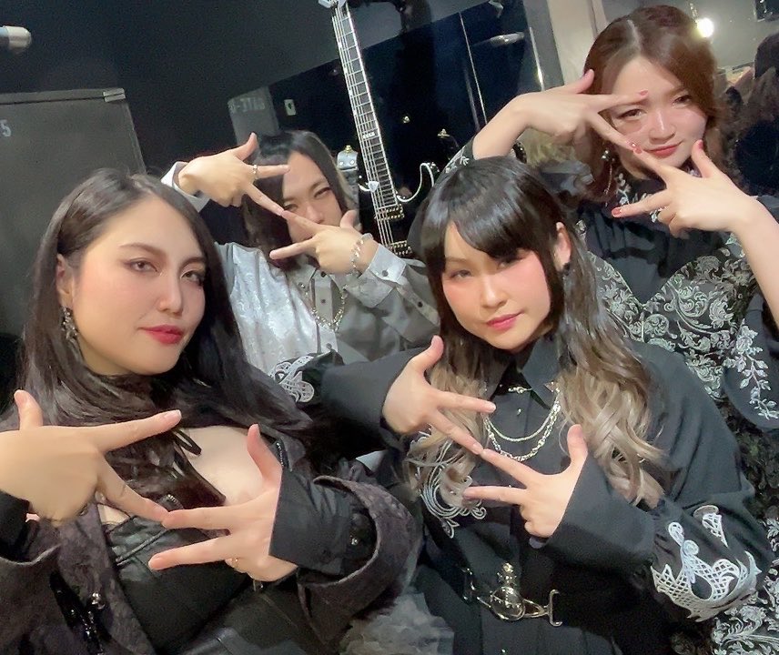 蟹江敬子@Sheglapes (@KcoKanye) / Posts / X