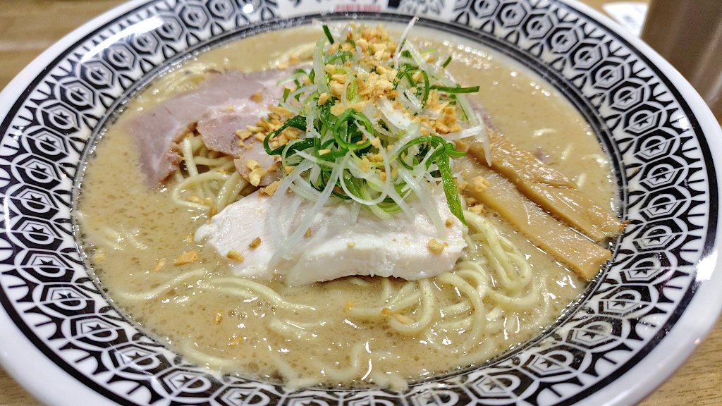 kanichihanda's tweet photo. ここ最近のラーメン

・豊橋 らぁ麺 芳山
東三河の有名店
納得のハイクォリティ

・京都三条 焼飯と麺
明らかなインバウンド向けの店なんだけど、普通のメニューは法外な価格でもなく、それなりに美味くて驚いた

・チキン野郎 新草津
今の場所に移転してから初 https://t.co/wMtUDFfiHq