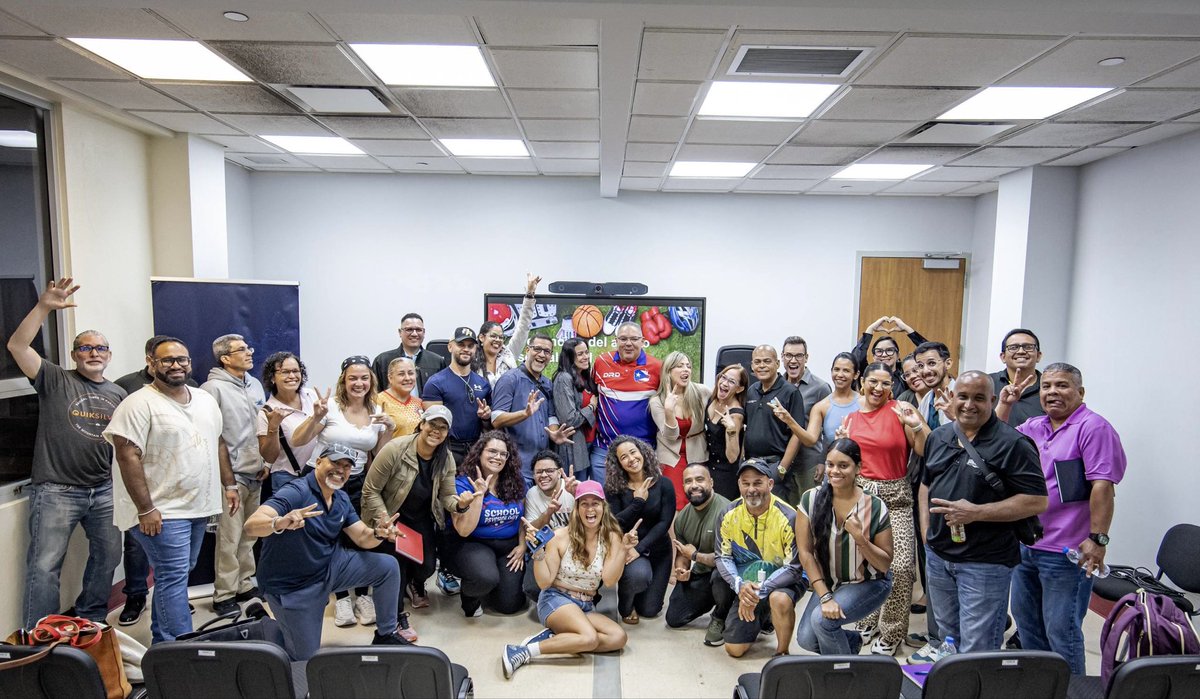 recreaydeportes's tweet photo. Decenas de profesionales comprometidos con el público al que sirven fueron parte del taller para la prevención de violencia sexual en el deporte que ofrecíó el DRD con las doctoras Vimarie Vega y Rebecca López Bobonis. https://t.co/ESAE4izBOv