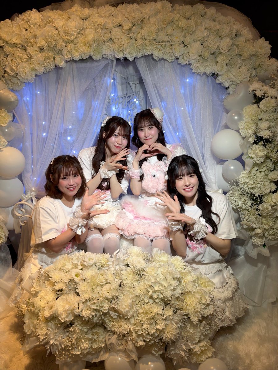 _plusalpha_'s tweet photo. 白川りこ生誕祭 2026 @OSAKARUIDO

本日は白川りこ生誕祭へお越しいただき、ありがとうございました。
皆さまの「おめでとう」と温かい声援のおかげで、忘れられない一日になりました。
今日見た景色も、皆さまと過ごした時間も、きっとこれから先の力になります。
これからも白川りこ、そして+Alphaの応援をよろしくお願いいたします!!!

本当にありがとうございました❤︎💎

#プラスアルファ #白川りこ生誕祭2026