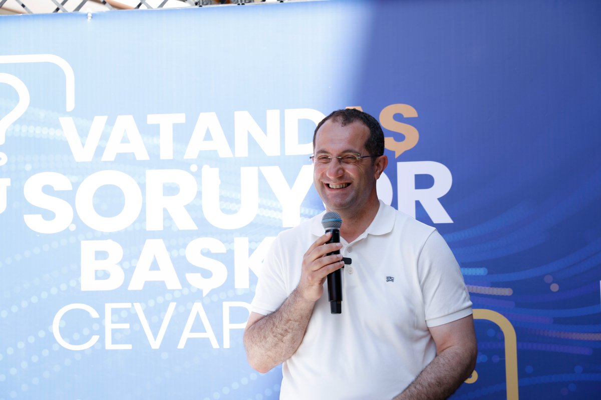 osman_ekim's tweet photo. Milletle Bütünleşen Belediyecilik anlayışıyla vatandaşlarımızla buluşmaya devam ediyoruz.

📌 İstiklal Caddesi

"Vatandaş Soruyor, Başkan Cevaplıyor" programımızda vatandaşlarımızın talep ve önerilerini dinledik, sorularını cevaplandırdık. Ayrıca ilçemizde devam eden çalışmalar ve hayata geçirilecek projeler hakkında bilgi paylaşımında bulunduk.

📍 Vatandaşımızın her önerisini önemsiyor, çalışmalarımıza birlikte yön veriyoruz. 🤝

#AkçaabatBaşka #MilletleBütünleşenBelediyecilik