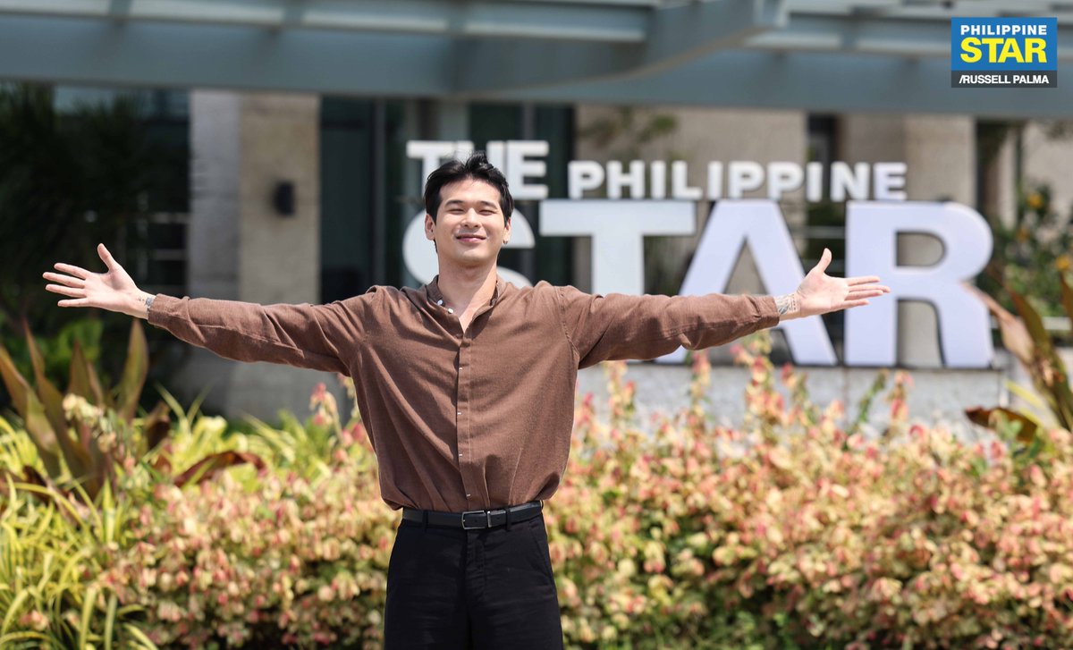 lovebeanca's tweet photo. his smile 🥹🤍 you deserve all the good things in this world, wilbert ross. https://t.co/G6lmYQGS34