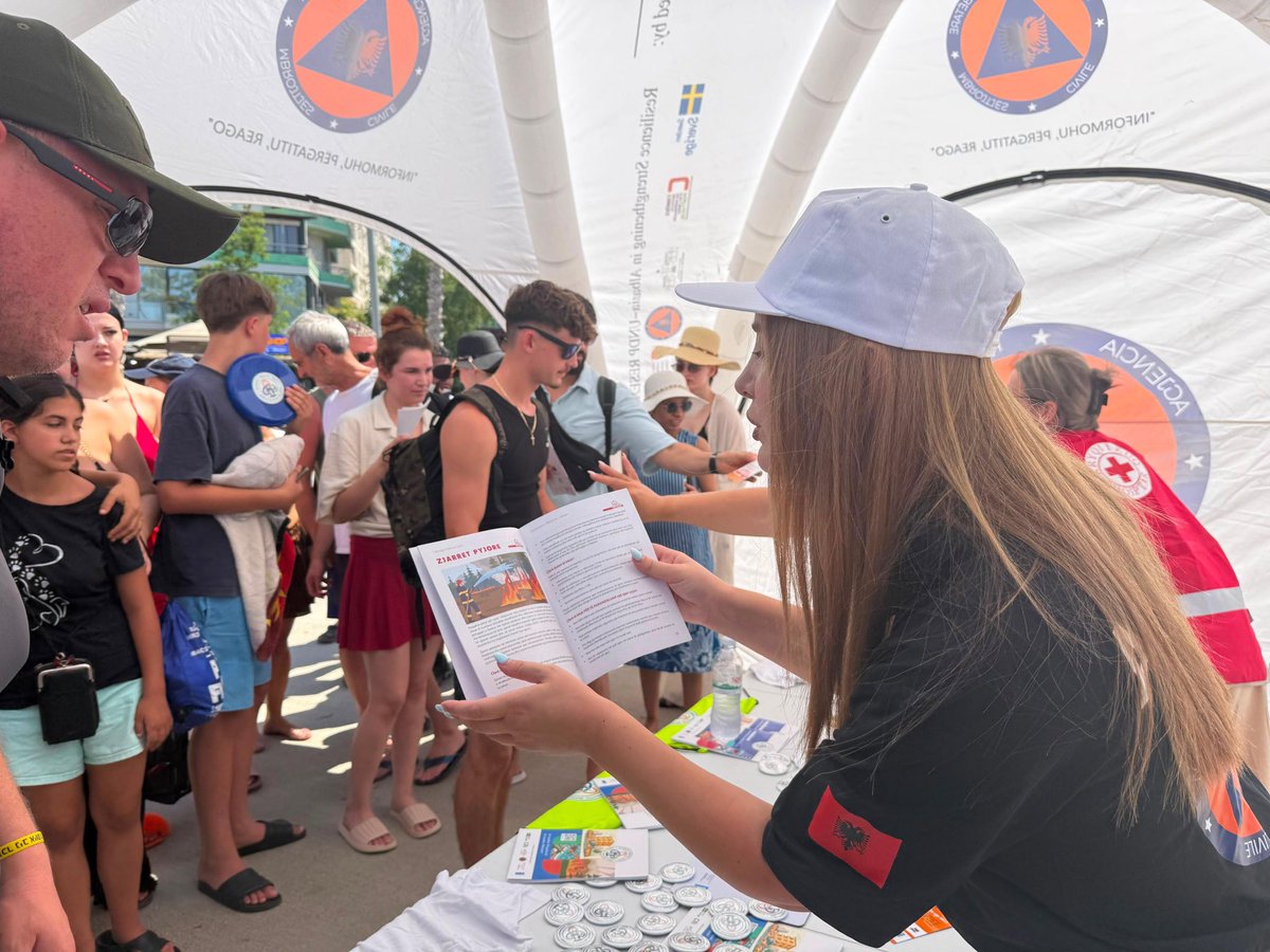 UNDPAlbania's tweet photo. The “Civil Protection on Tour" campaign wrapped up in Vlorë,closing a nationwide cycle of activities on disaster risk prevention &emergency preparedness
Org. by Civil Protection Agency supported by UNDP’s #RESEAL funded by @SwedeninAL @SECO_CH @nestrangeiro_pt
🙏@RedCrossAlbania https://t.co/iU9lvRxv85