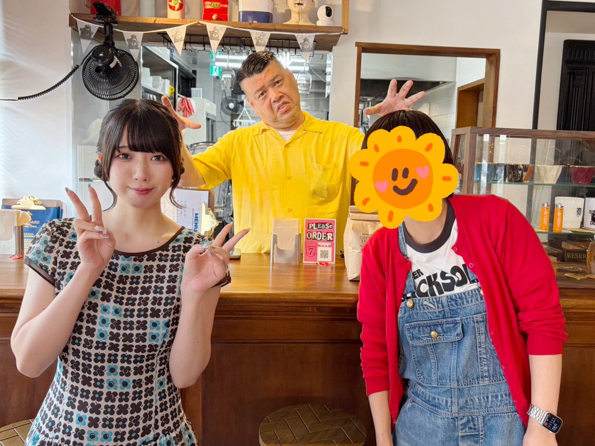 shuri_qppo's tweet photo. くっきー!さんに会えた🙀❤️‍🔥
ハンバーガーとワッフル激うまでした🍔🧇 https://t.co/Xjhtp7FW53