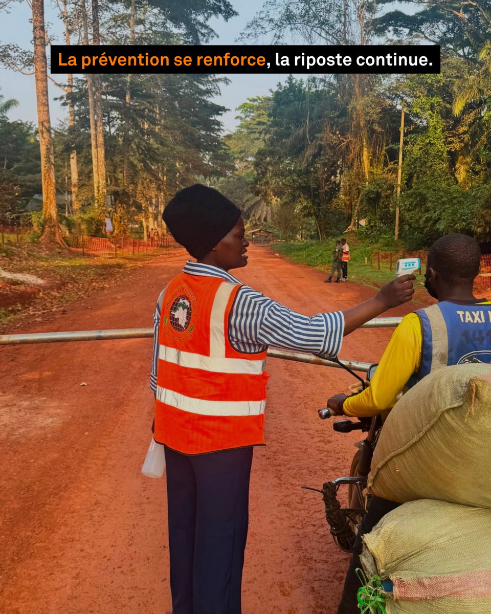 gorillacd's tweet photo. Le lundi 29 juin, Virunga a officiellement ouvert la première de six stations de dépistage prévues en Ituri et au Nord-Kivu, dans le cadre de la riposte à l'épidémie d'Ebola, en collaboration avec les autorités sanitaires et les partenaires sur le terrain.⁠
⁠
La station est située à Zunguluka, en Ituri, l'épicentre de l'épidémie. Le personnel a été recruté, formé et équipé pour effectuer des contrôles de température, promouvoir le lavage des mains, sensibiliser et signaler les cas suspects.⁠
⁠
Cette action est soutenue par l'Union européenne, qui contribue à protéger les communautés et à renforcer les capacités de prévention face à la propagation de l'épidémie.⁠

📸 Parc National des Virunga

#RiposteEbola #Ituri #LutteContreEbola
@EU_Partnerships @UEenRDC @EU_Commission