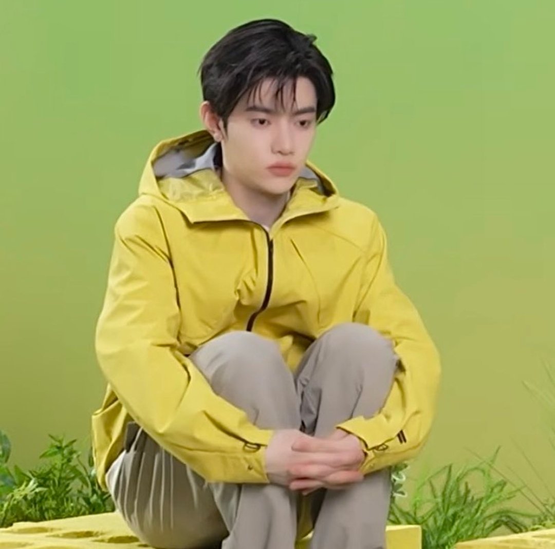 zzhanghaov's tweet photo. Liat sapi ini jadi keinget zhang hao 😭 https://t.co/HPqfsbOWfP