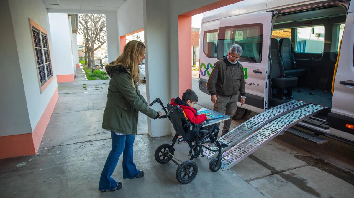 NelsonCides's tweet photo. El Gobierno de Río Negro, a través del Ministerio de Educación y Derechos Humanos, consolida una política sostenida para la Educación Especial y la inclusión educativa, con inversión provincial, obras, transporte adaptado, proyectos pedagógicos y herramientas de formación laboral https://t.co/VWhM69GiWt