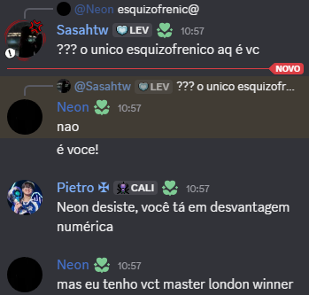 Sasahtw's tweet photo. esse é o ídolo de vcs? https://t.co/JZ2pOyHn5W