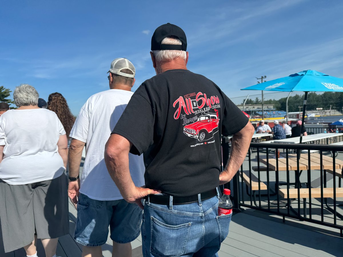 bergerchevy's tweet photo. Saturday was our annual Berger Team outing at @BerlinRaceway, and our team had a blast!🏁As a proud sponsor of the track, we enjoyed our time on the Turn 2 Deck watching the 5th Annual Great Lakes Classic Supermodified Weekend. Thank you to Berlin Raceway for hosting our team! https://t.co/ZwELwbZunE