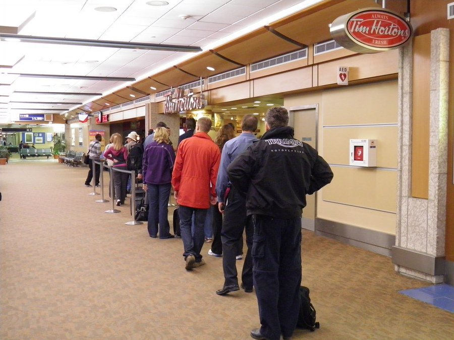 raghu_venugopal's tweet photo. Hello Alberta - if there's a line at Tim's don't pull a regular employee to open a premium line for those paying an extra $100. Few can afford it. Employees migrate to the premium line - making the common line longer. Same thing in healthcare. One line. Add employees. https://t.co/ncybAUh5dI