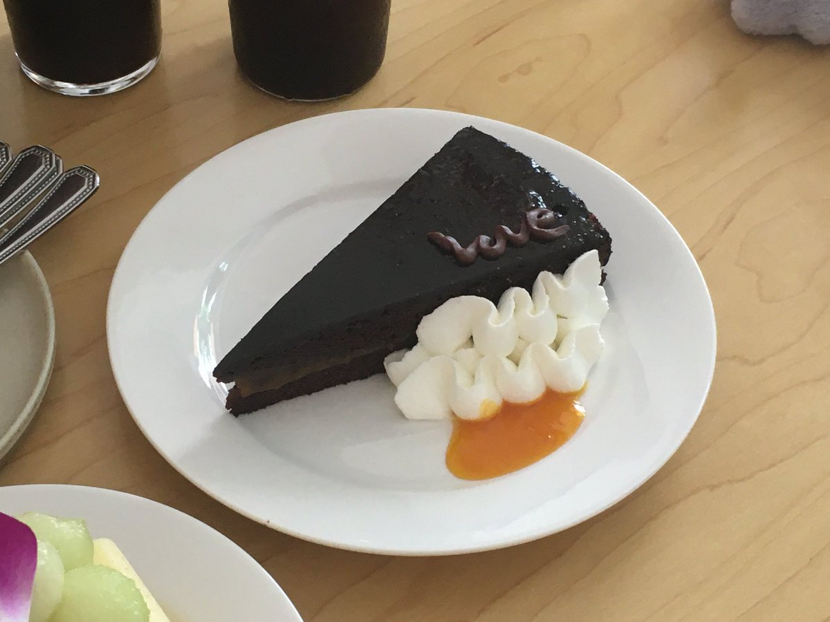 bebeyourluvv's tweet photo. 많고 많은 망원 카페 중에 1등은 당연 네즈겠지..
디저트, 파르페 다 맛있어서 시즌마다 신메뉴 먹으러 가야함 🫶 https://t.co/GONram4oGs