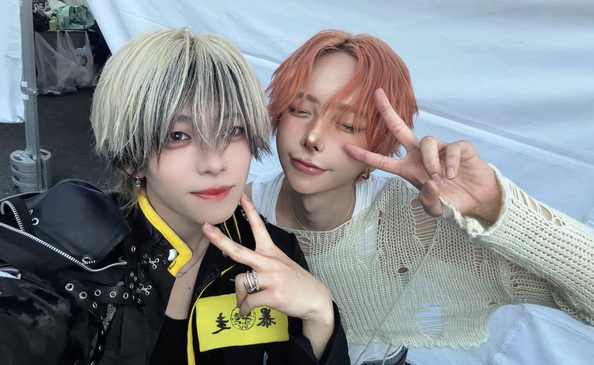und_sena's tweet photo. いぶきくんと写真撮った！！嬉しい🥳
いつもありがとうございます！！
デクスでも頑張ります！！☠️ https://t.co/DNfq5ziqk6