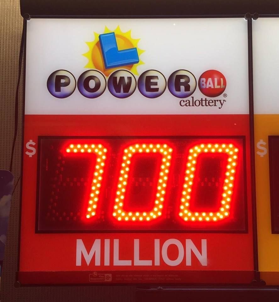 celEstinE0_'s tweet photo. $700 MILLION POWERBALL JACKPOT incoming!✨ https://t.co/7dvEW0AcXB