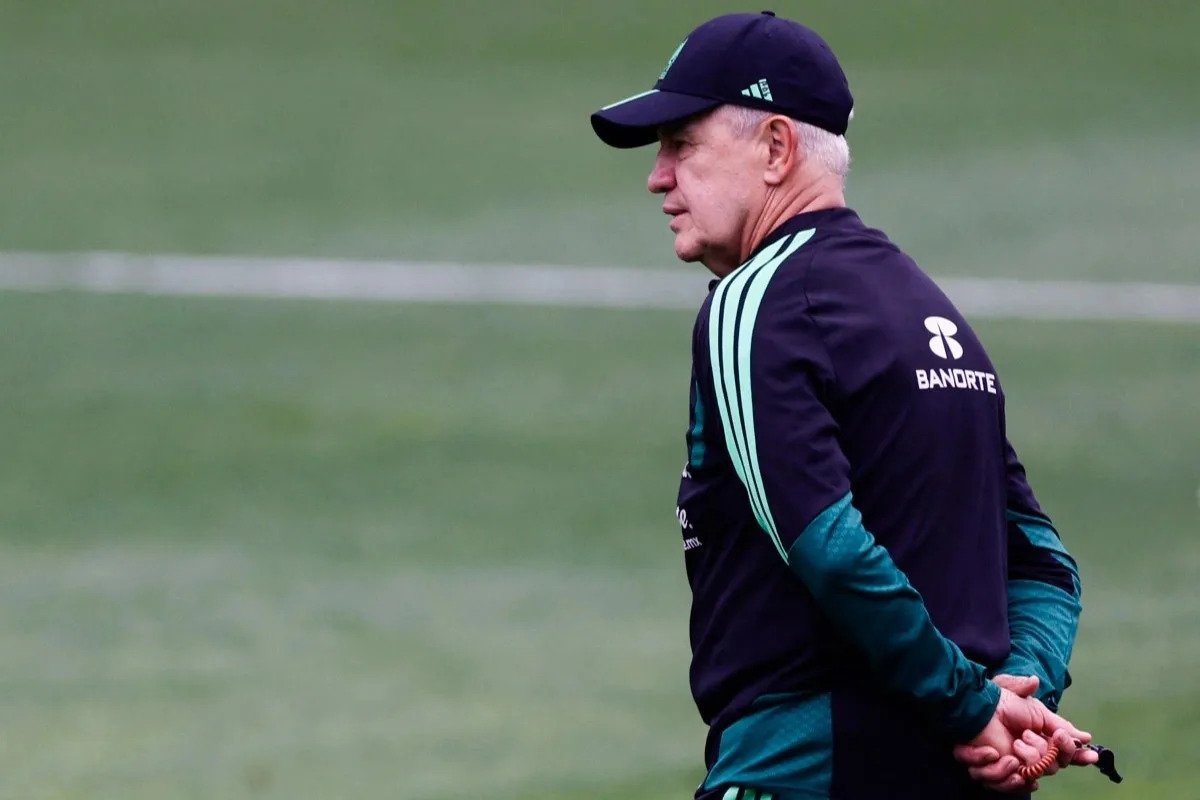 el_fredinho's tweet photo. Día clave para México y Javier Aguirre:

🇲🇽 no gana una eliminación directa de Copa del Mundo desde 1986.

Y Aguirre carga las sombras del 0-2 ante 🇺🇲 en 2002 y del 1-3 ante 🇦🇷 en 2010, ambos, en octavos de final.

30 de junio de 2026, prueba de fuego contra Ecuador 🇪🇨 https://t.co/s33SZSHsIw