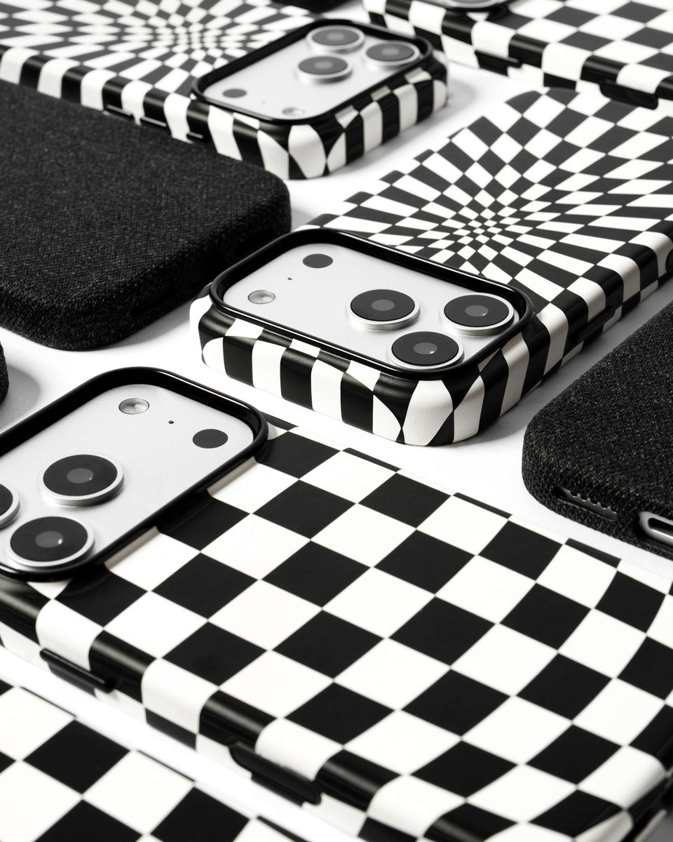 mophie's tweet photo. Quiet luxury. Loud impact. 

Optical, Check &amp; Fabric Knit iPhone Cases. 

https://t.co/aytD7k6O4t https://t.co/L1AvMKvlFl