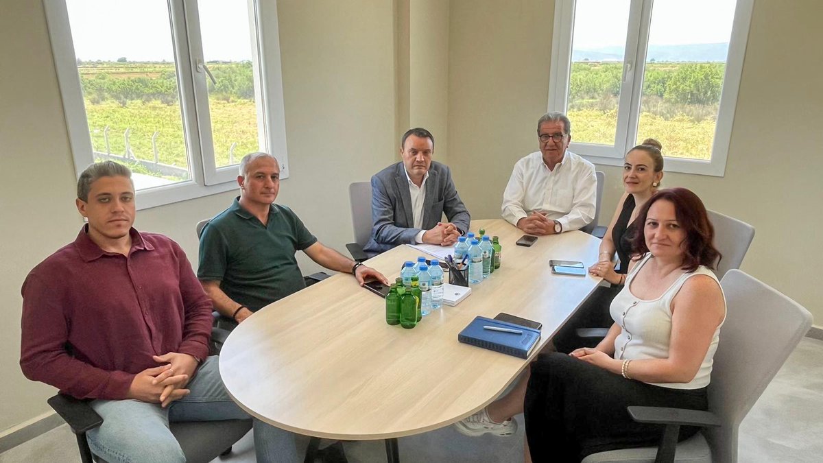 soketb's tweet photo. Büyük Menderes Tarım Ürünleri Lisanslı Depoculuk A.Ş. (BMLİDAŞ) Olağan Genel Kurul Toplantısı, 29.06.2026 tarihinde BMLİDAŞ ve Söke Ticaret Borsası Yönetim Kurulu Başkanımız Nejat SAĞEL’in başkanlığında gerçekleştirildi.

#SökeTicaretBorsası #SökeTB #BMLİDAŞ https://t.co/uads0g7VED