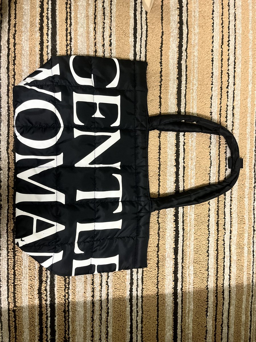 urmy87's tweet photo. ส่งต่อมือ2 กระเป๋า gentlewoman รุ่น Puffer bag (ใช้งานไป2-3รอบ)

ผ่อน 850 พร้อมโอนให้ 800  ขอดูเพิ่มเติมได้

#gentlewoman #ส่งต่อ #ส่งต่อกระเป๋า #ส่งต่อกระเป๋าแบรนด์เนม #ส่งต่อgentlewomen #gentlewomanส่งต่อ #กระเป๋ามือสอง #เครื่องสำอาง #เครื่องสำอางมือสอง https://t.co/4jfPq6iIPk