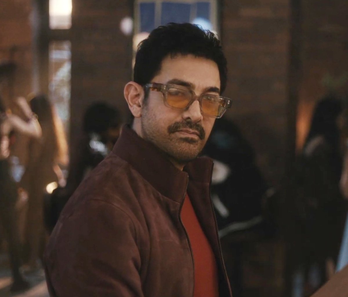 KateWordy's tweet photo. From a new WhatsApp add featuring Aamir Khan. #AamirKhan https://t.co/SAYbQcBxL2