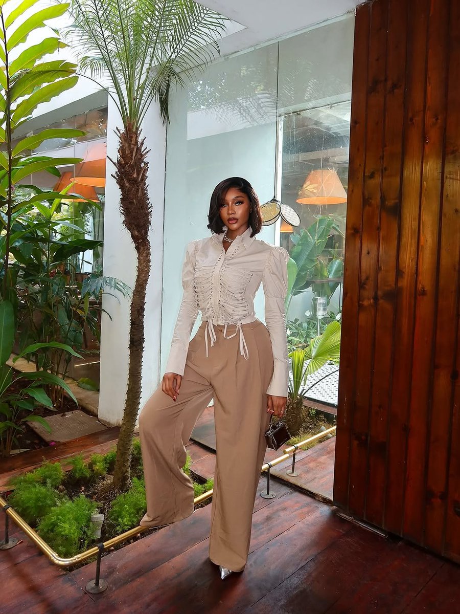 Mary_jona007's tweet photo. No stylist needed 💅✨ https://t.co/gGZjBNO6er