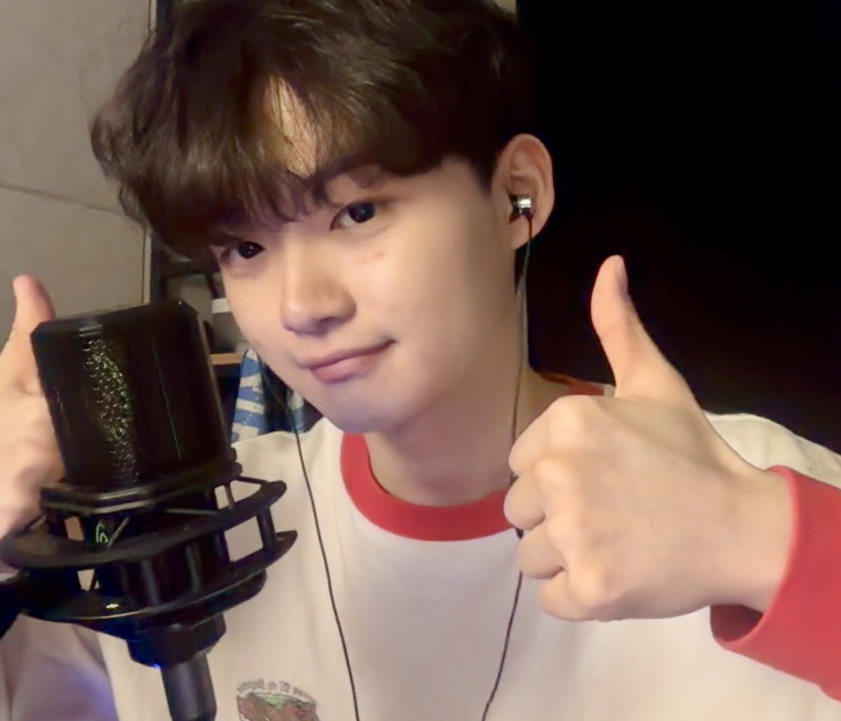 woo_0958's tweet photo. 아 진짜 개커엽다 https://t.co/ssRw37ABZt