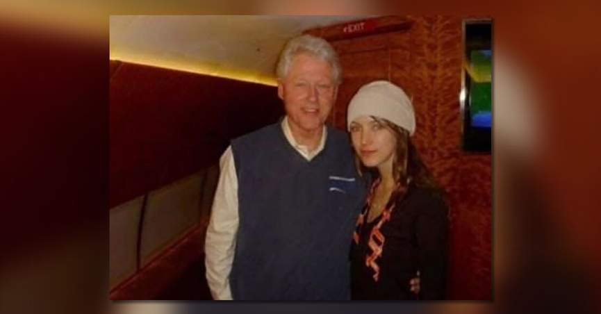 drawandstrike's tweet photo. Who took the picture?  Why is it never discussed? 

Who is the woman posing with Bill Clinton on Epstein's plane?  

Why never mainstream?  Why do they avoid covering her? https://t.co/rc3rtCehw6