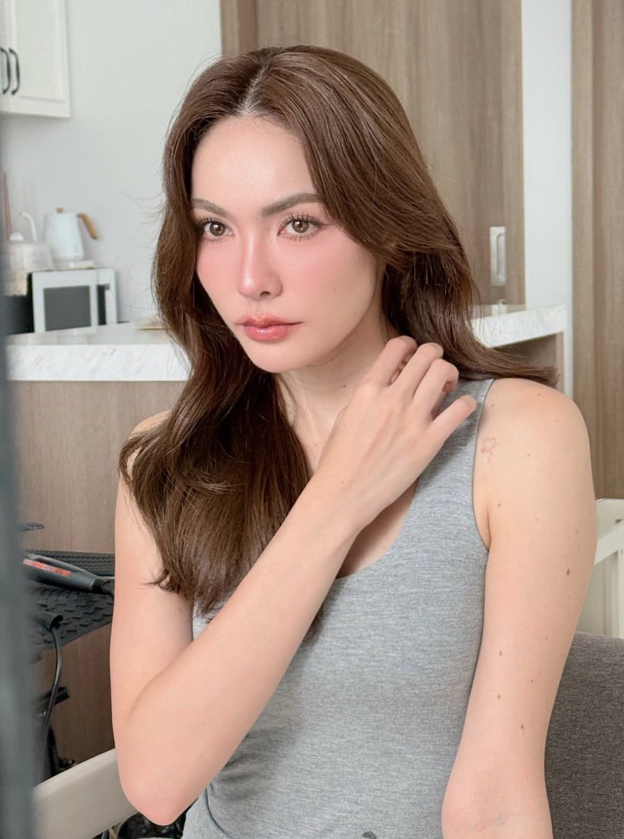 portalsmiley's tweet photo. A mulher mais perfeita desse mundo!! ❤️

#CharlotteXKarmartLive 
#ชาล็อตออสติน #CharlotteAustin https://t.co/PueEa7jPOw