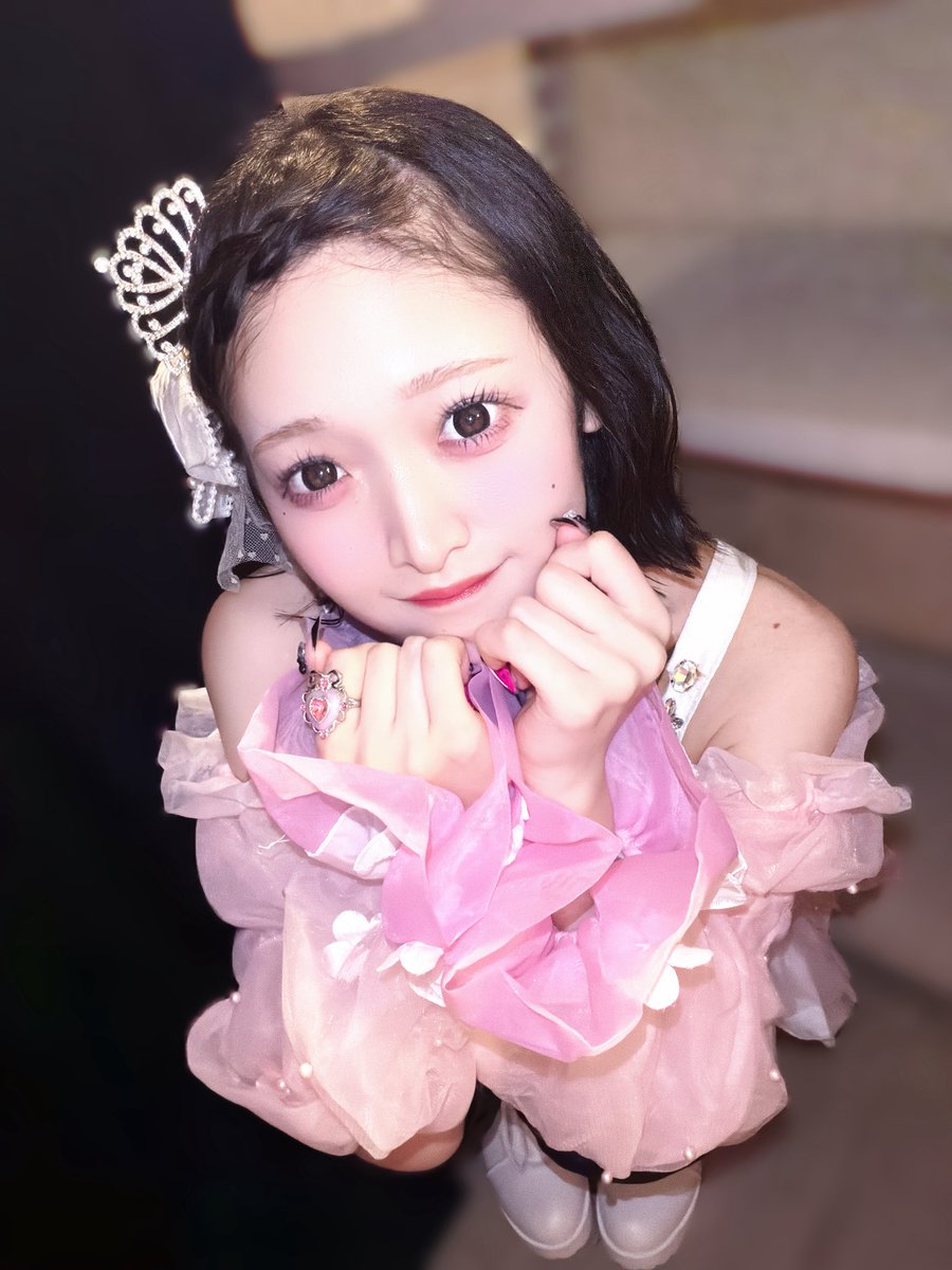 momona_aiai's tweet photo. 甘いだけじゃないの…🩷

 #ロリおねえさん https://t.co/rccZJqbcus